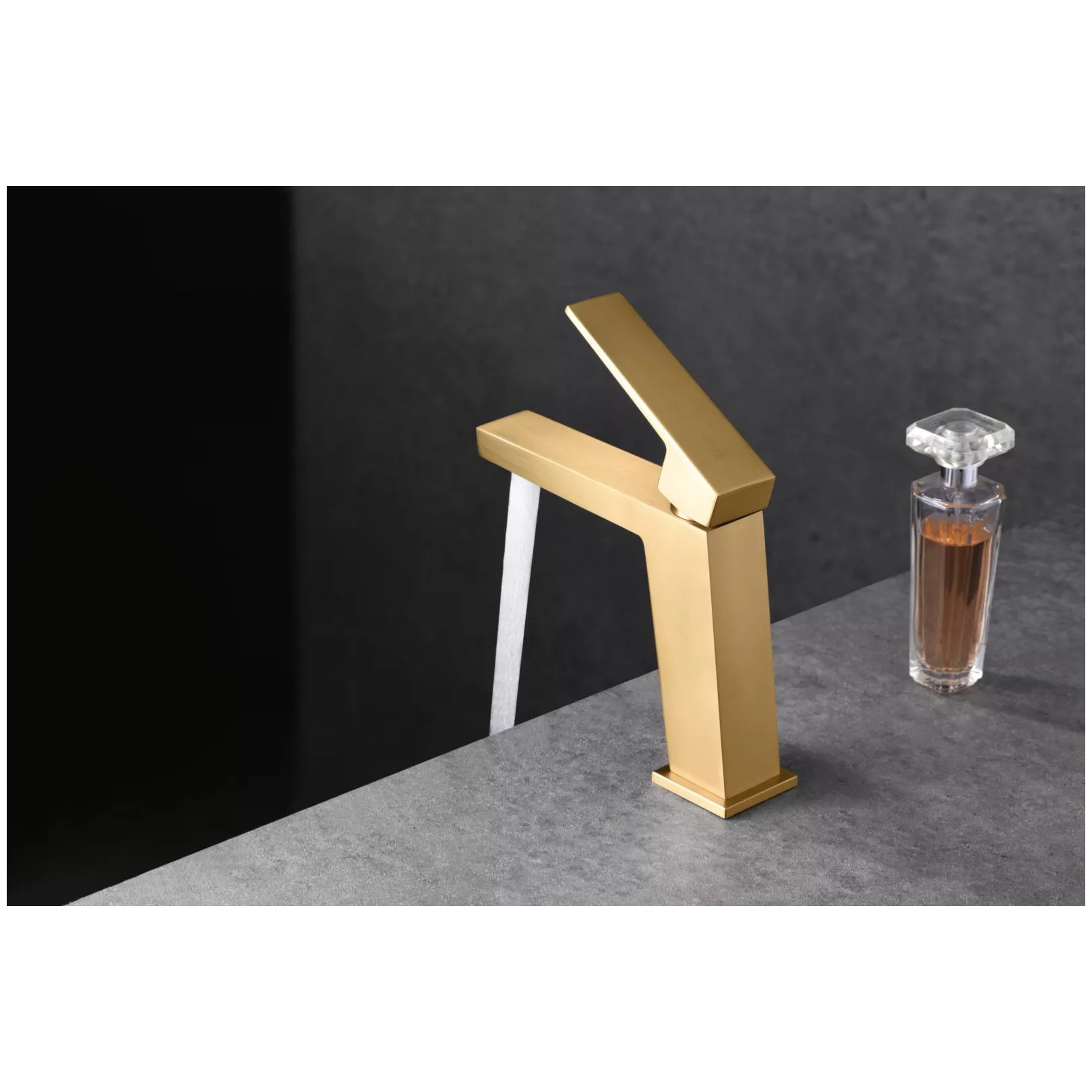 Robinet mitigeur ELAN à poser pour lavabo