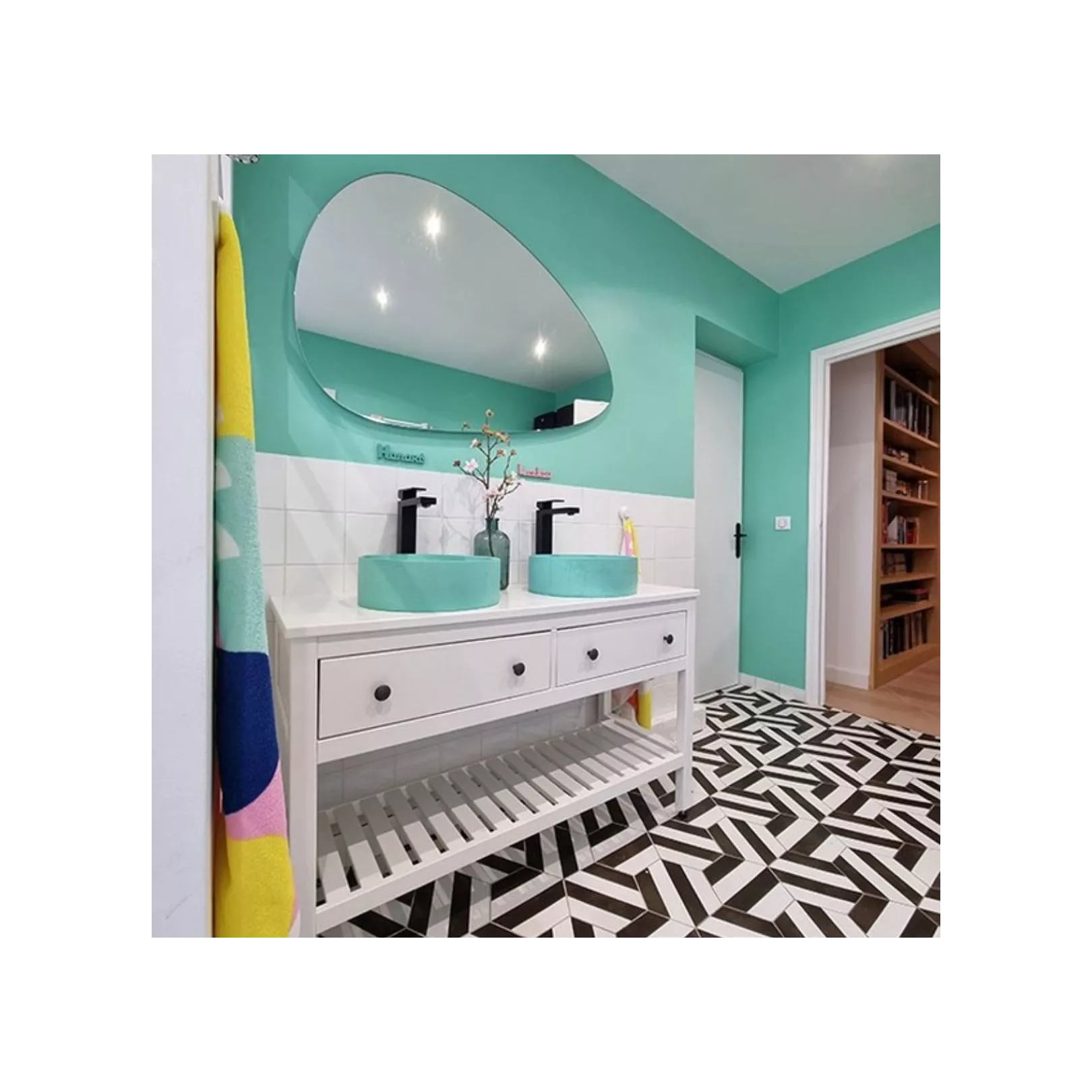 Porto capri Noir / projet : Coralie Ballery Décoratrice