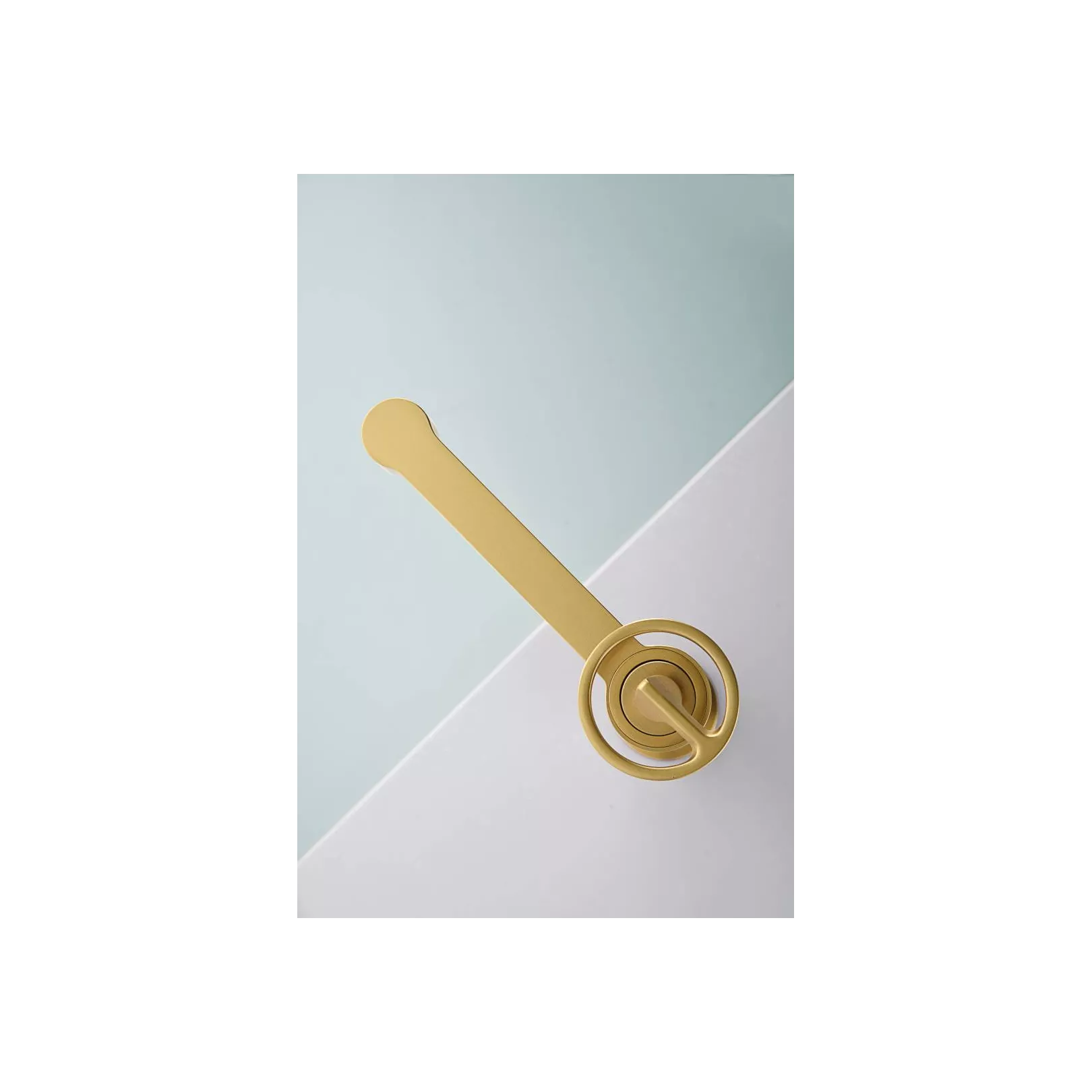 Robinet mitigeur monocommande RING à poser pour lavabo (1 trou)