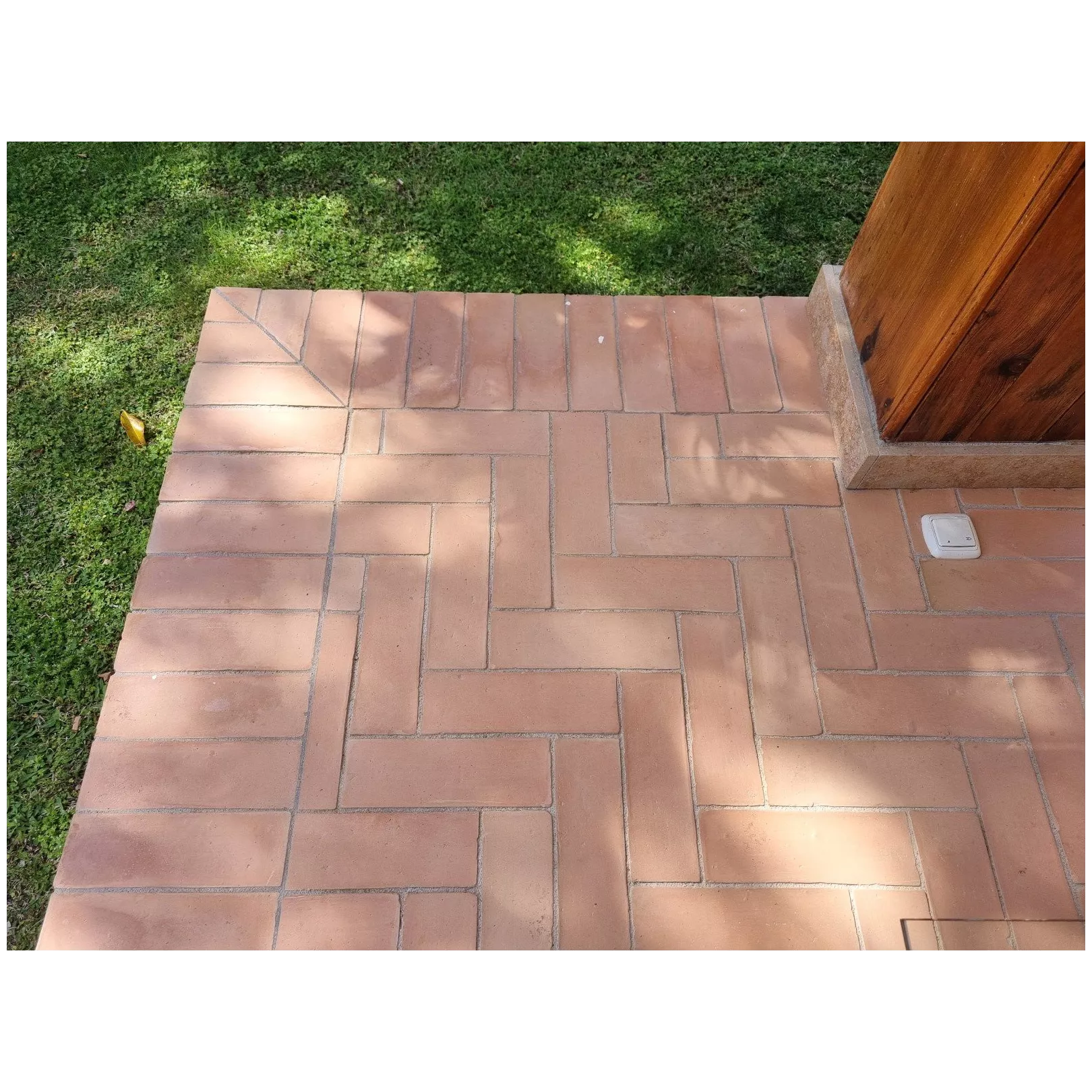 Carrelage TERRE CUITE NATURELLE BRUTE FORMAT RECTANGLE