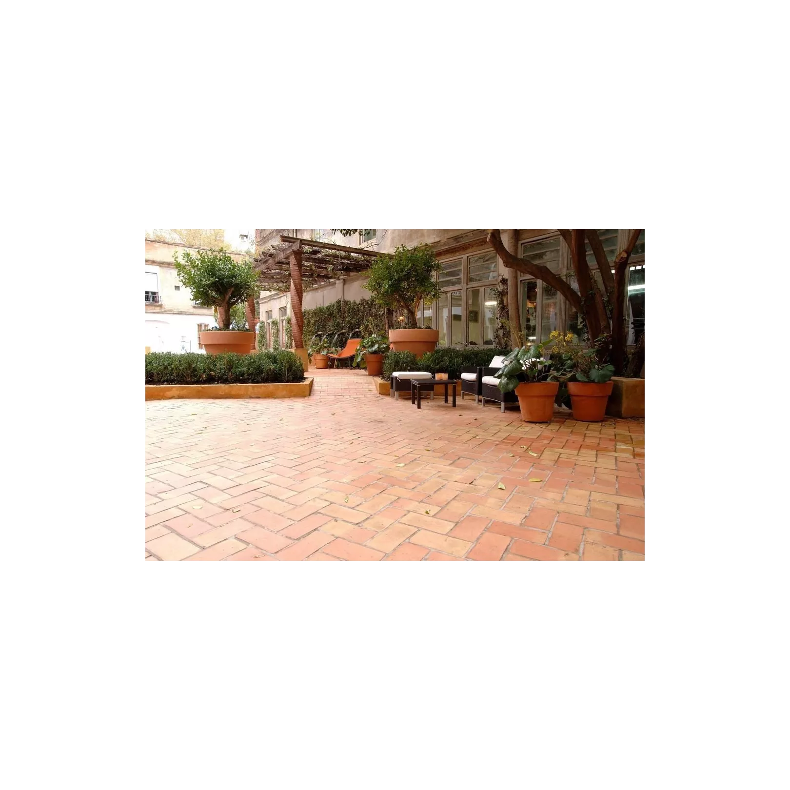 Carrelage TERRE CUITE NATURELLE BRUTE FORMAT RECTANGLE