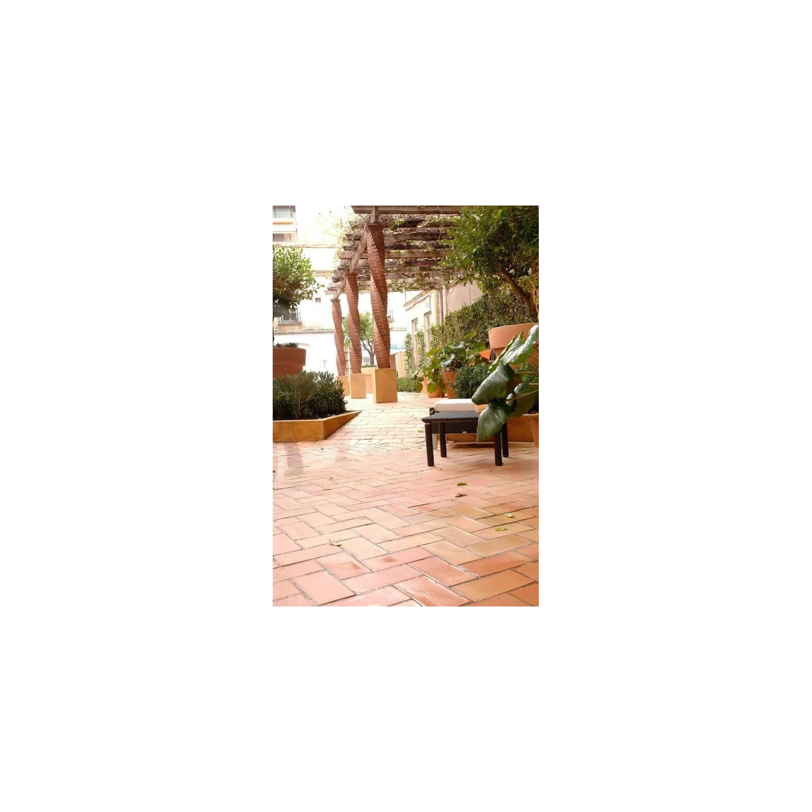 Carrelage TERRE CUITE NATURELLE BRUTE FORMAT RECTANGLE