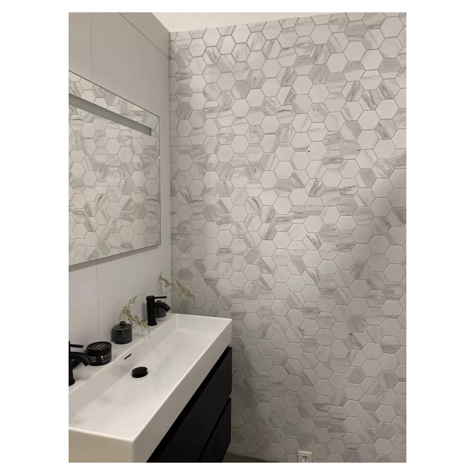Porcelain stoneware mosaic BARCELONA hexagone 5.9x5.1cm