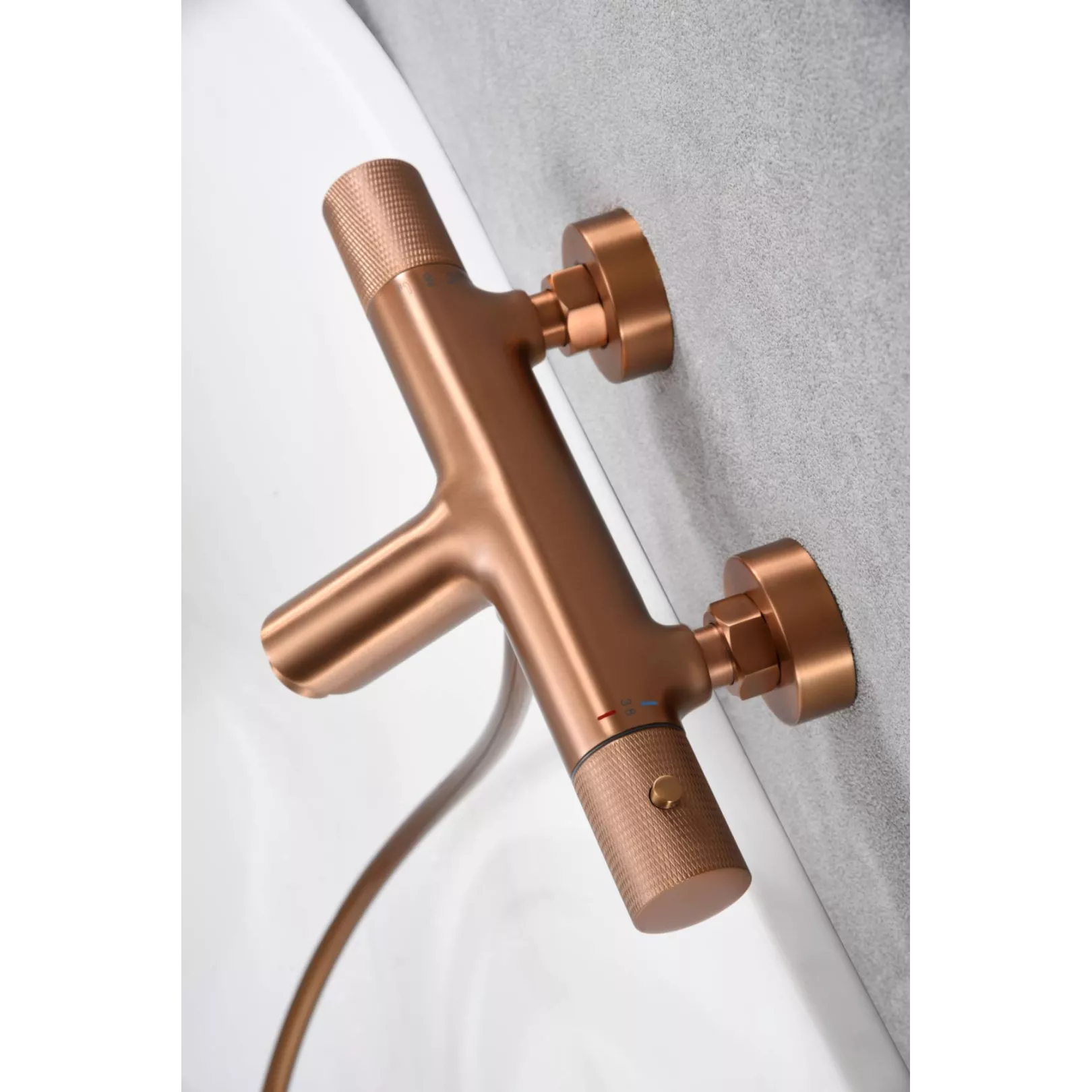 Robinet et douchette TOUCHER mitigeur thermostatique bain/douche