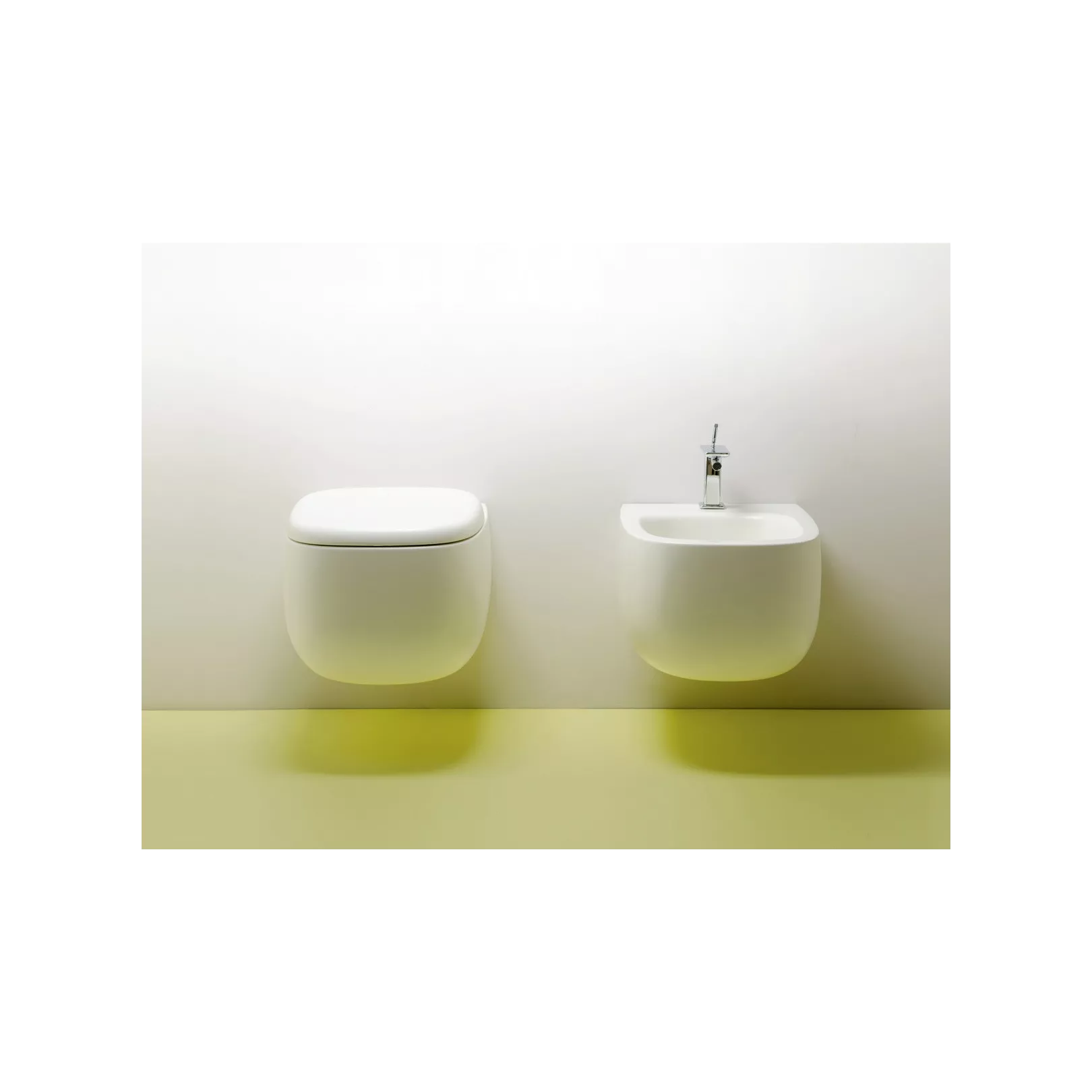 WC supsendu SEED RIMLESS