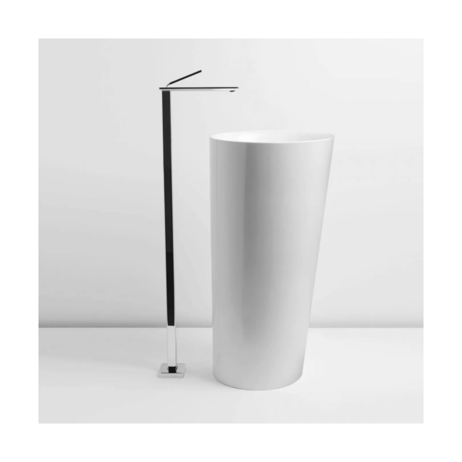 Vasque sur pied IL Freestanding