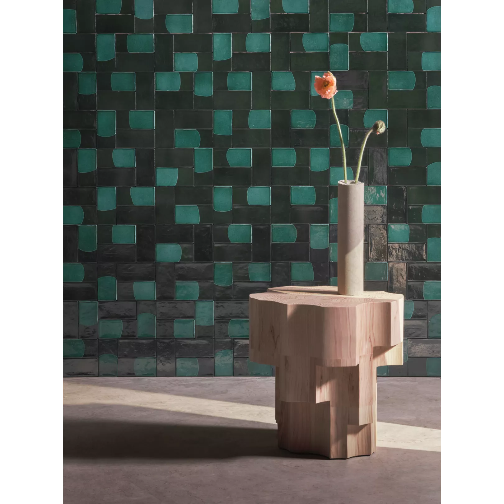 Carrelage mural émaillé artisanal FORNACE BRIONI "FLUVIALE" par Cristina CELESTINO