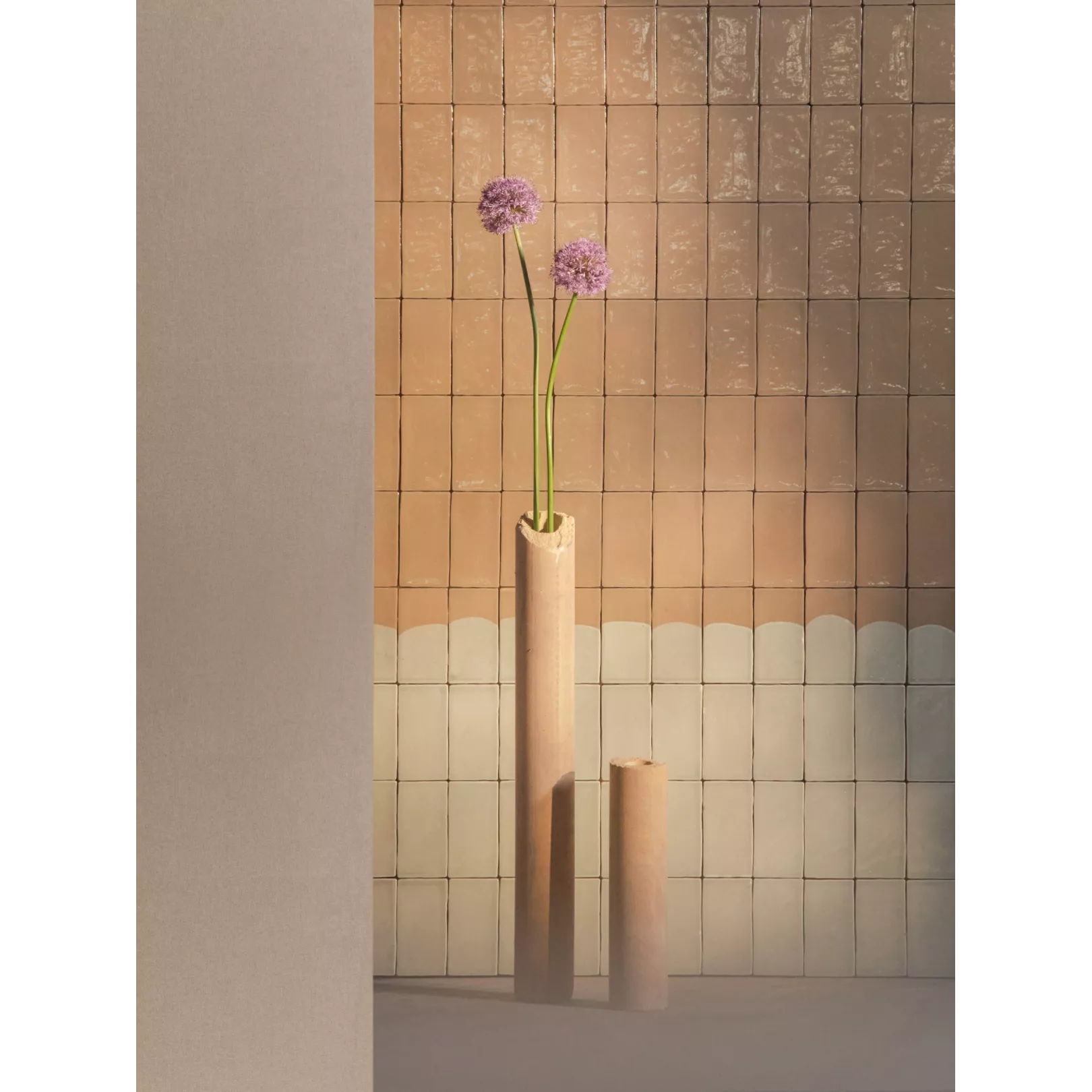 Carrelage mural émaillé artisanal FORNACE BRIONI "FLUVIALE" par Cristina CELESTINO