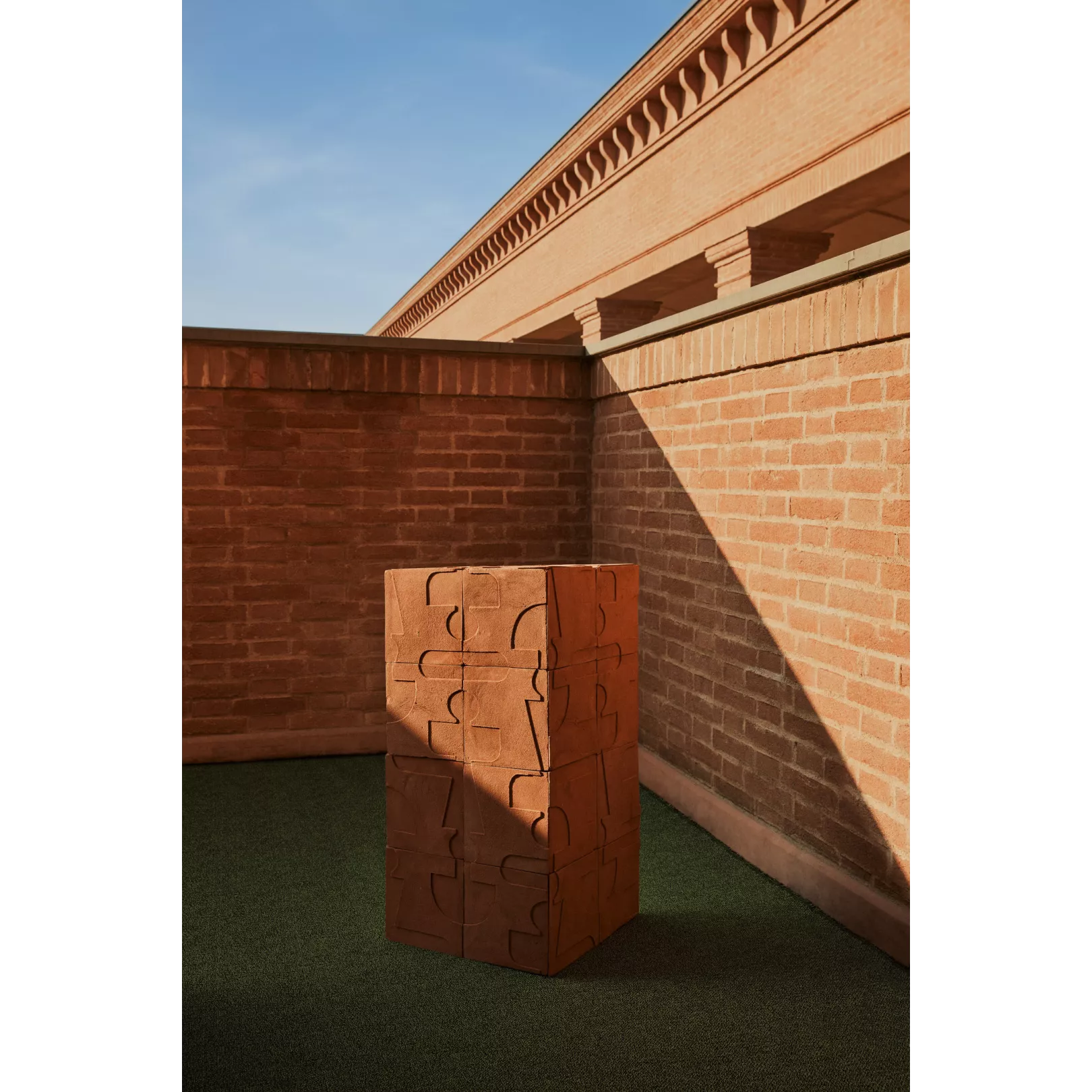 Carrelage mural terre mêlée ou émaillé artisanal FORNACE BRIONI - CORSINI - "Giardino all'italia" par Cristina CELESTINO