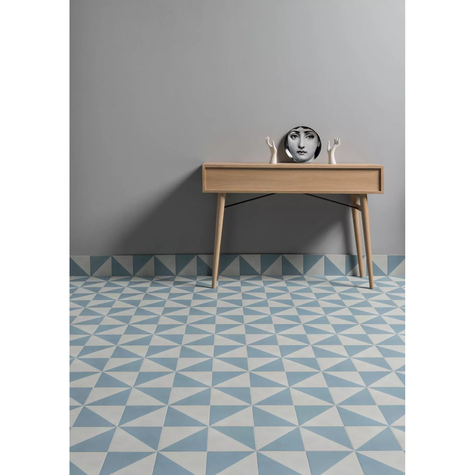 Carrelage grès cérame effet graphique Futura 15x15cm (4 couleurs, 5 Design)